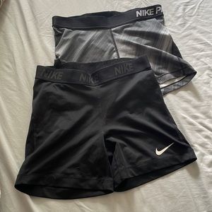 Pair of Nike Women’s Shorts Size Med